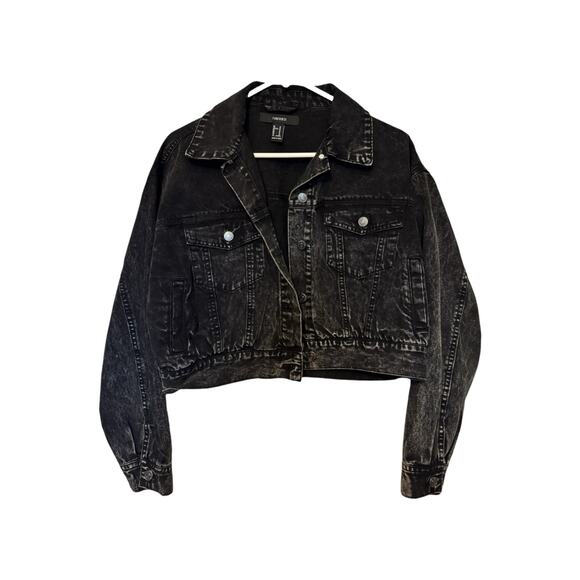 Forever 21 Black Acid Wash Cropped Denim Jacket M Distressed Vintage Style - Picture 2 of 6